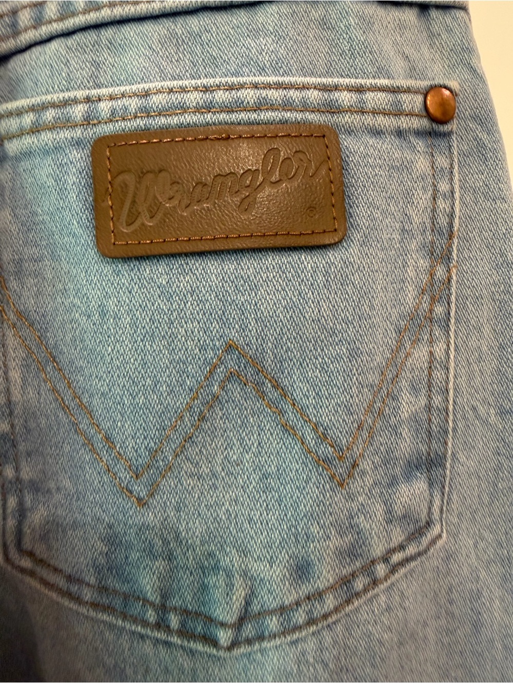 Wrangler Women's Light Wash Slim Fit Cowboy Cut Jeans Size 1 x 34 - Picture 8 of 10
